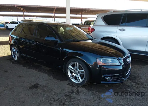2011 Audi A3 2.0 Tdi Premium z USA, uszkodzony, nr VIN WAUKJAFM3BA073427